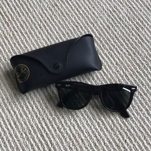 Ray-Ban Wayfarer Sunglasses